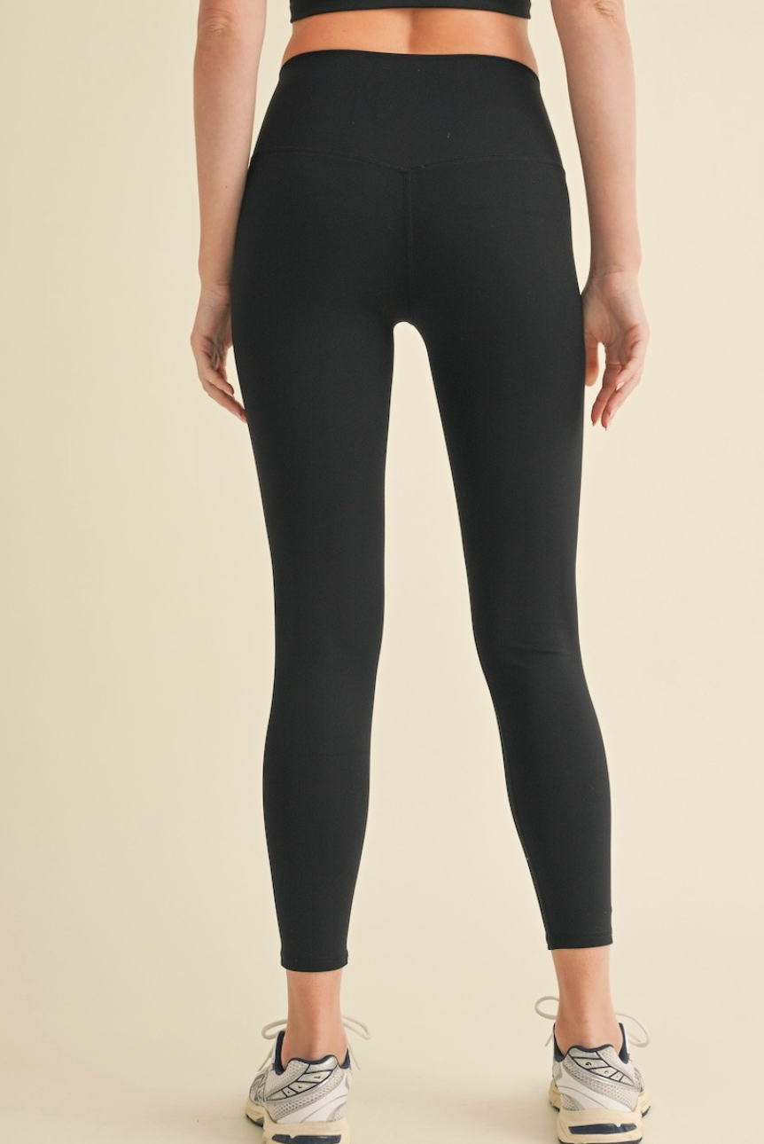 Performance High Rise Leggings