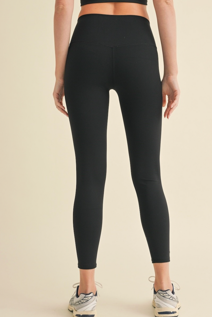 Performance High Rise Leggings